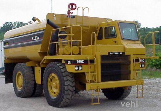 Caterpillar Water Truck