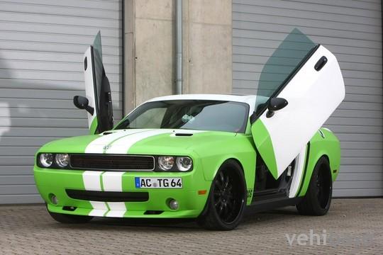 CCG Challenger SRT8