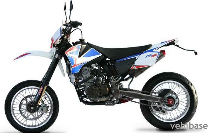 CCM X-TR250