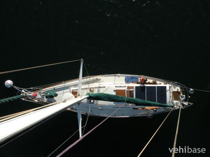 Columbia 40