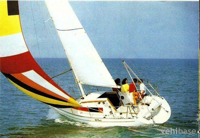 COMAR Comet 28 Race