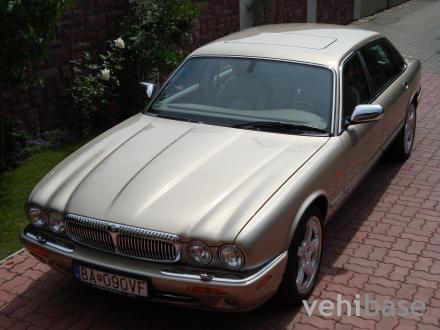 Daimler V8