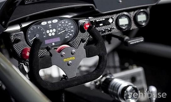 DDMWorks Atom 700