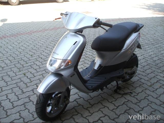 Derbi Atlantis 50 4T