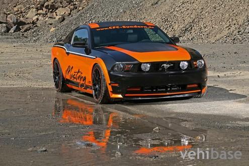 Design World Ford Mustang