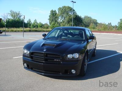 Dodge Charger SRT-8