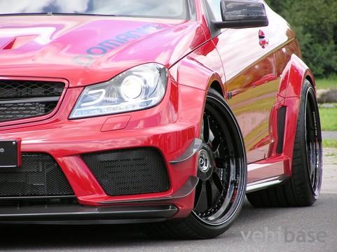 Domanig C63 Black