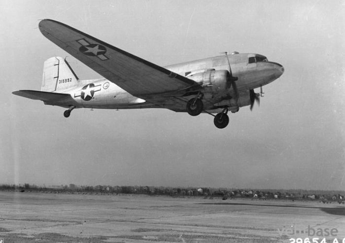 Douglas C-47 Skytrain