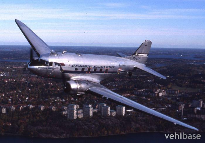 Douglas DC-3