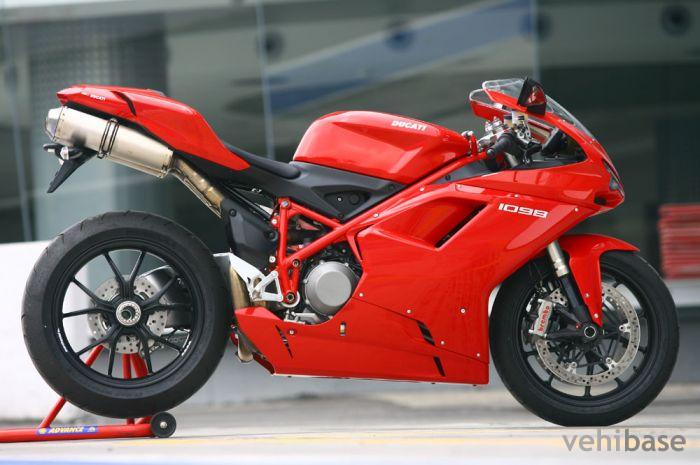 Ducati 749 R