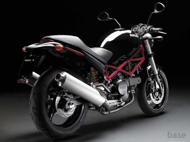 Ducati Monster 695