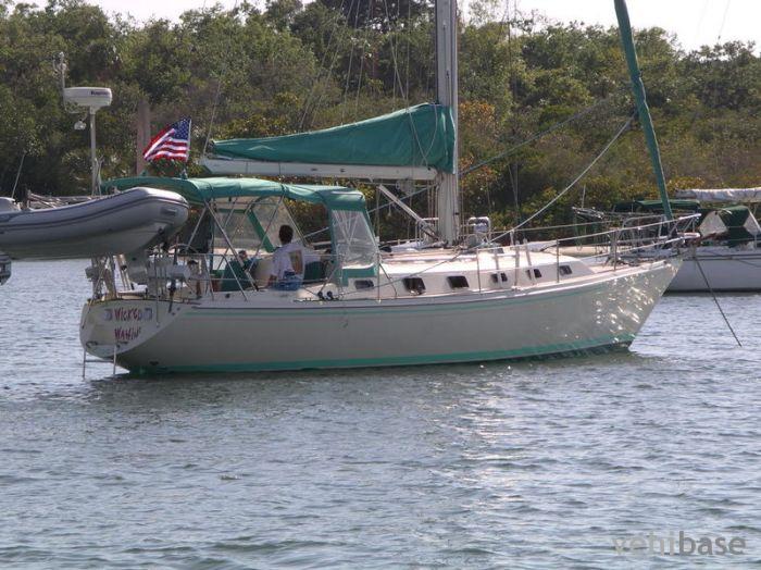 Ericson 380