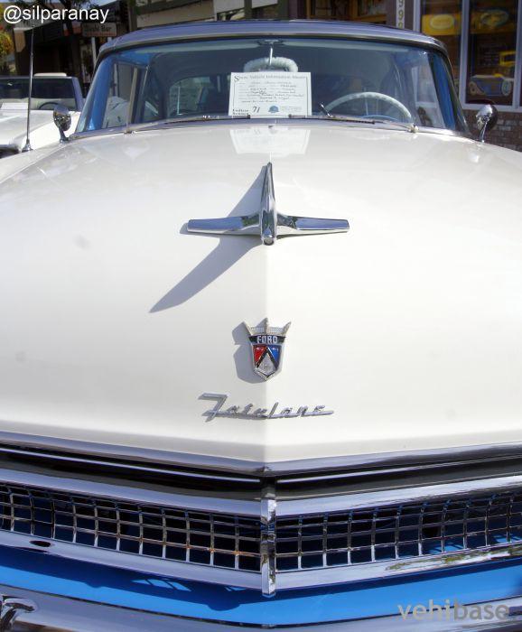 Ford Crown Victoria Fairlane