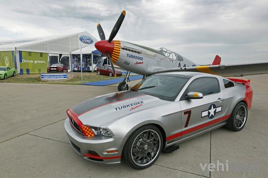 Ford Mustang GT Red Tails