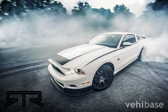 Ford Mustang RTR