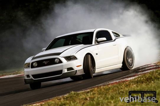 Ford Mustang RTR