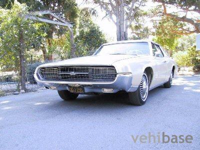 Ford Thunderbird Landau