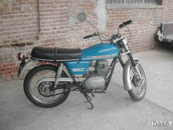 Gilera 125 Strada