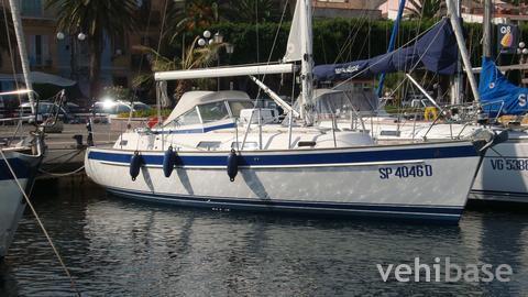 Hallberg-Rassy 37