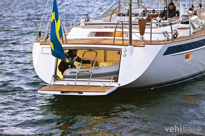 Hallberg-Rassy 64