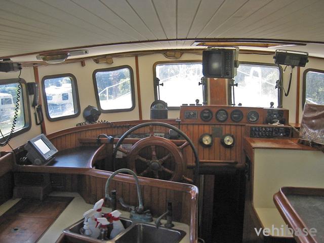 Hans Christian 44