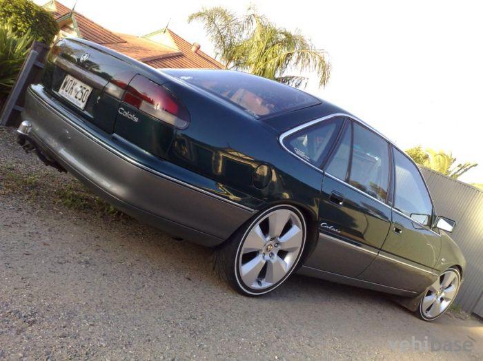 Holden VS Calais