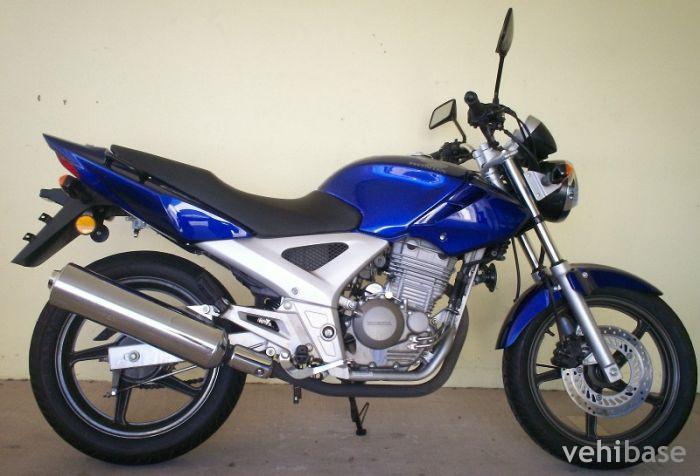 Honda CB 250 F