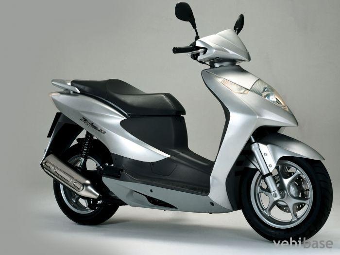 Honda Dylan 125