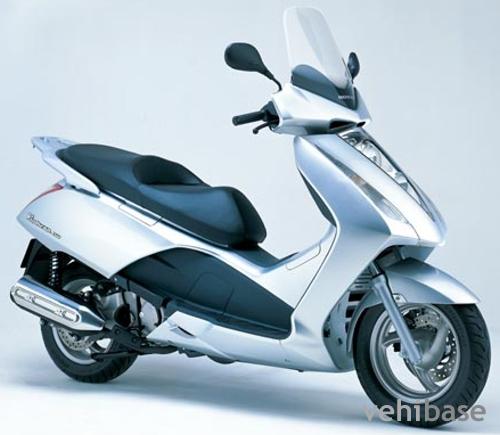 Honda FES 125 Pantheon