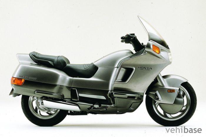 Honda PC800 Pacific Coast