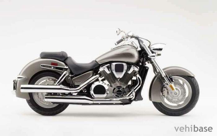 Honda VTX 1800 Retro Cast