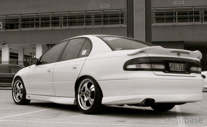 HSV VT Manta