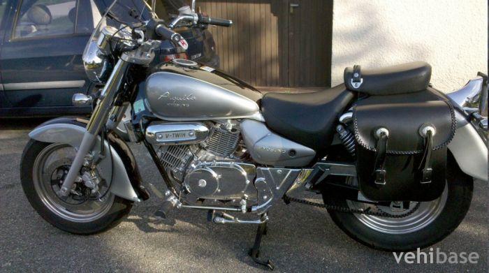 Hyosung GV 125 Aquila