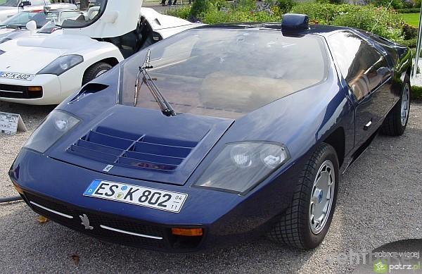Isdera Imperator 108i