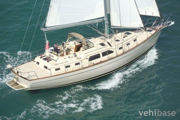 Island Packet 465
