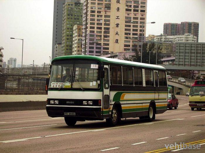 Isuzu LT132L