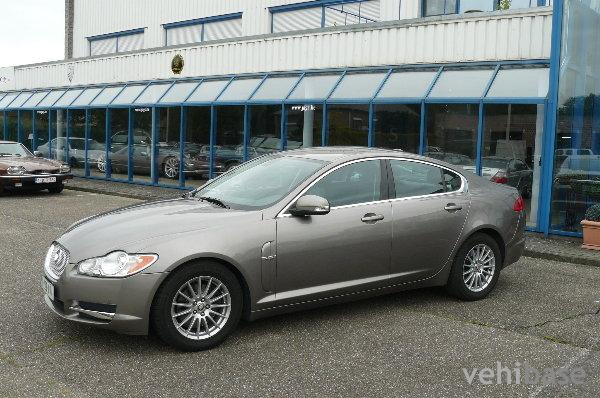 Jaguar XF 2.7