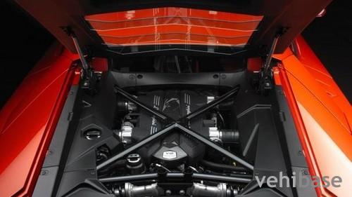 Lamborghini Aventador LP700-4