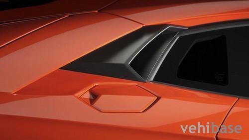 Lamborghini Aventador LP700-4