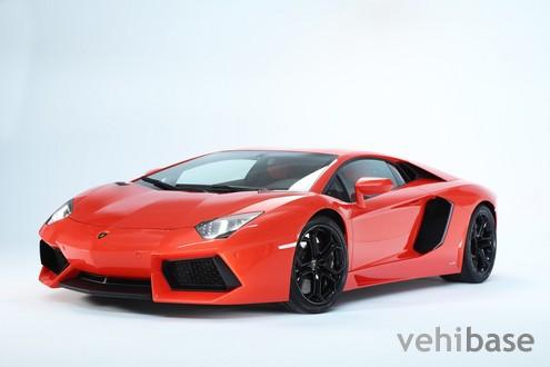 Lamborghini Aventador LP700-4