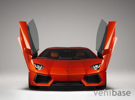 Lamborghini Aventador LP700-4
