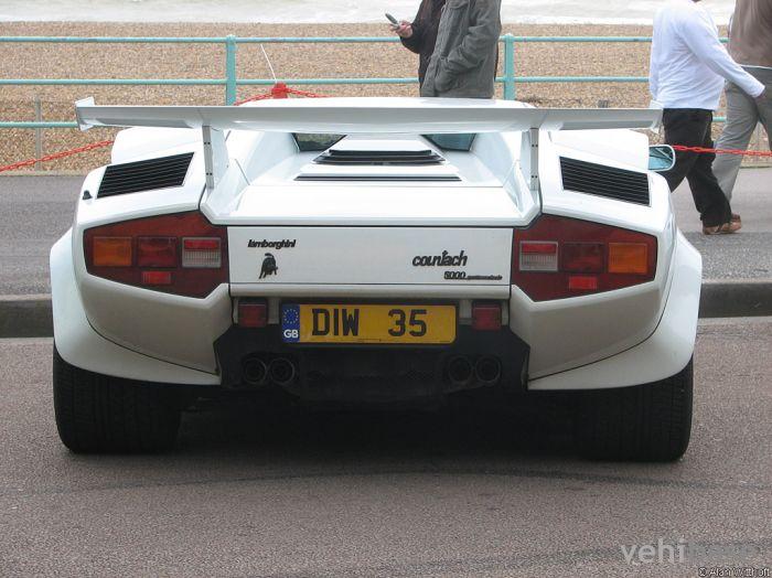 Lamborghini Countach LP5000 QV
