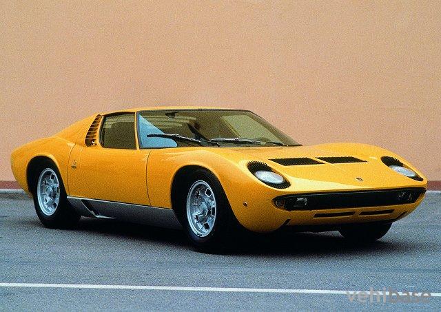 Lamborghini Miura P400