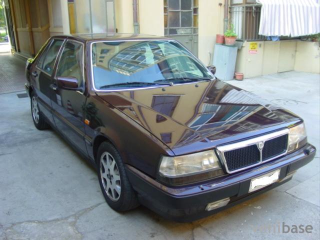 Lancia Thema 16v