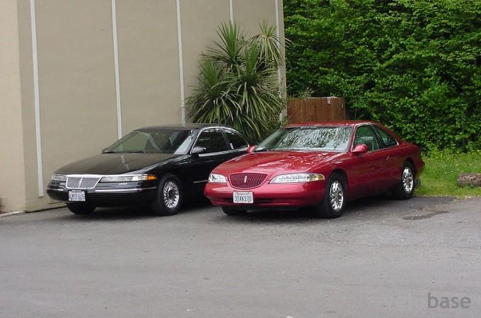 Lincoln Mark VIII