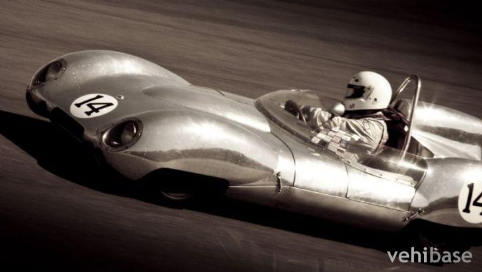 Lotus 15