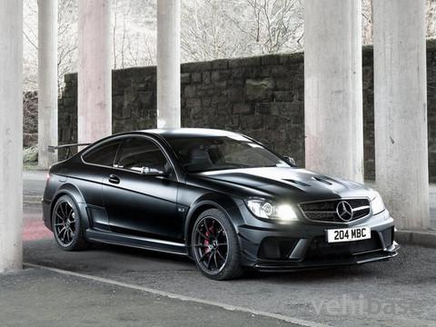 Mercedes-Benz C 63 AMG Black