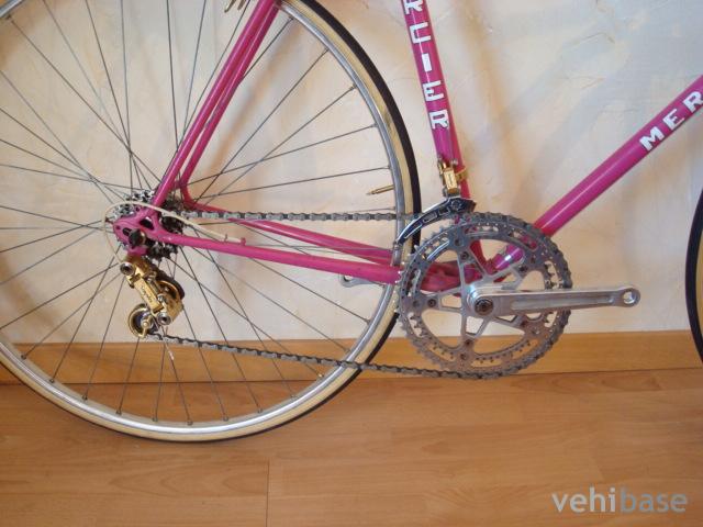 Mercier Service des Courses 1977