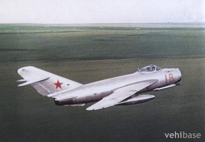 Mikoyan-Gurevich MiG-17