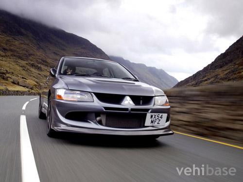 Mitsubishi Lancer Evolution VIII MR FQ 400